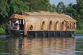 Green Palace Health Resort Alappuzha